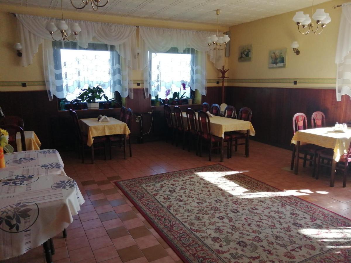מקוב Hotel Fran מראה חיצוני תמונה